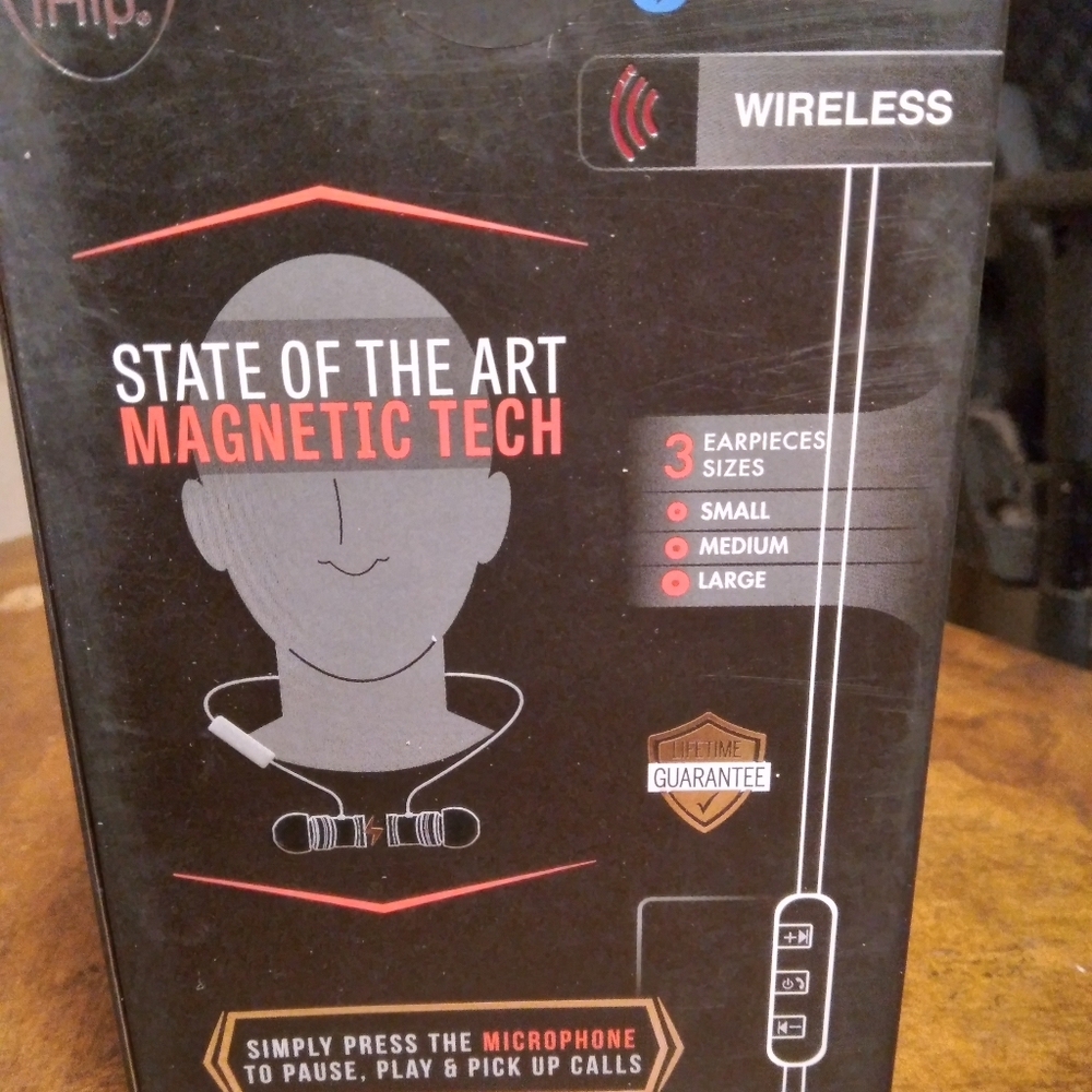 Extra Bass wireless magnetic earbuds - Picture 2 of 3